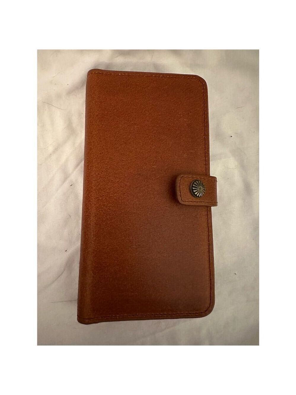 M & W Unisex Brown Slim Fold Leather Wallet with Card Slots
